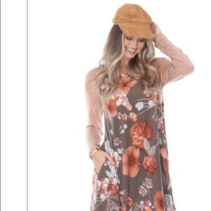 Long sleeves dress with pockets